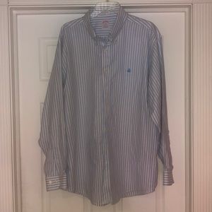 Brooks Brothers Oxford in BL/WHT stripe. 👌🏻